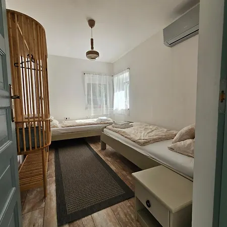 Birslak * Makkoshotyka