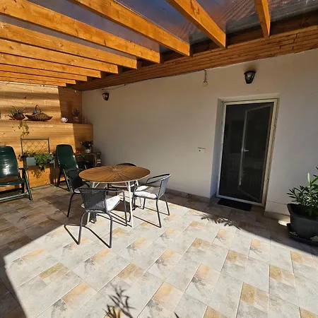 Birslak * Makkoshotyka