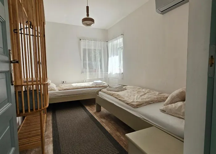 Birslak * Makkoshotyka